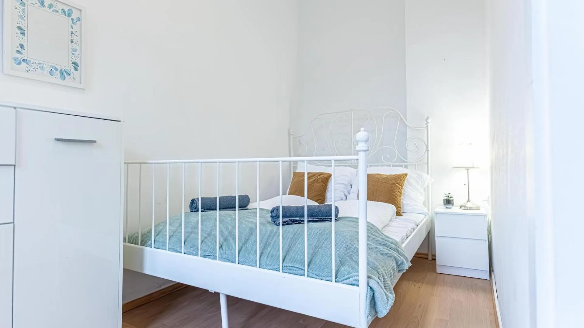 Beautiful 2Br Apartment Near Bahnhof Wien Meidling 0*, Viyana Avusturya